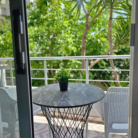 Boutique Ahmeti * Sarandë